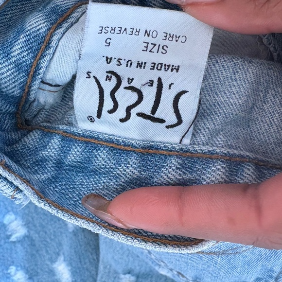 Women's Distressed Blue Jeans - Picture 4 of 11